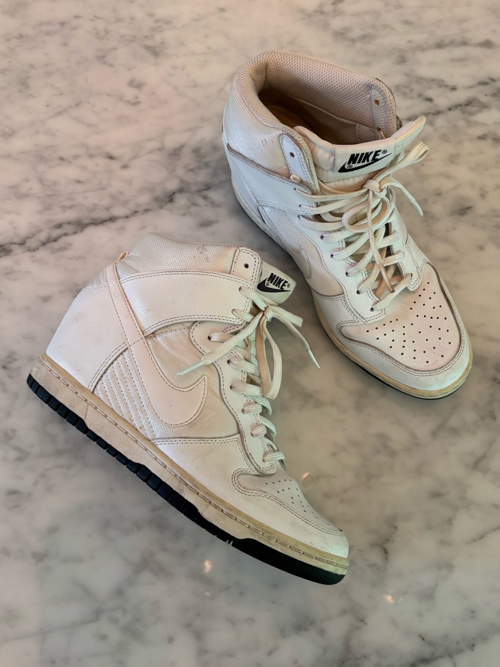 Nike sky high dunk white wedge size 8.5